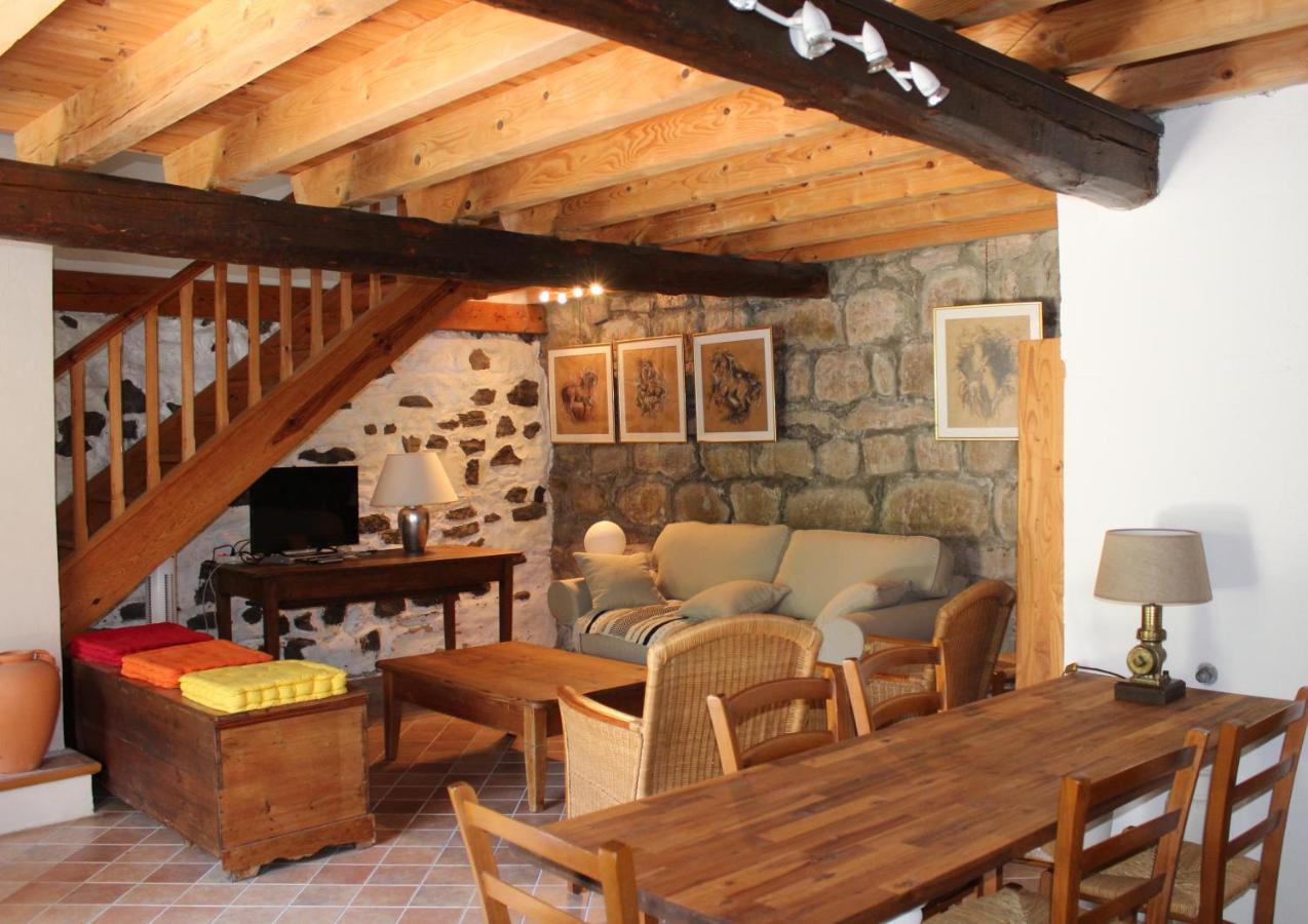 Le Cellier De Beaulieu, Au Pied De La Cite, Maison De Vacances Avec Climatisation Et Jacuzzi Carcassonne Bagian luar foto